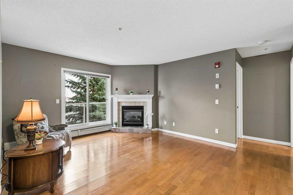 Photo 12 of 34, 307 - 290 Shawville Way SE