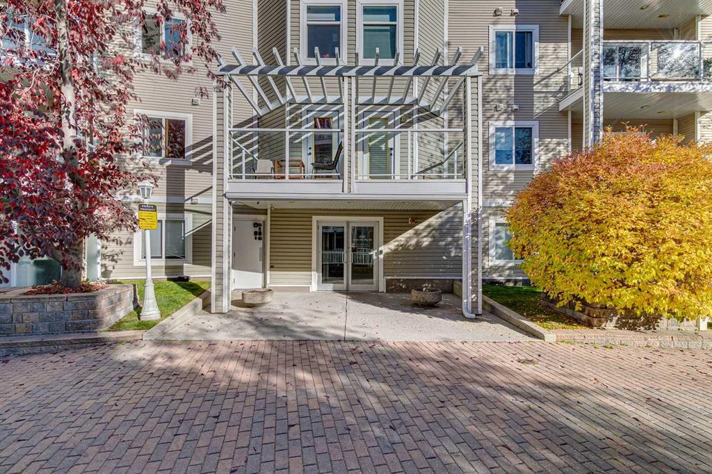 Photo 2 of 34, 307 - 290 Shawville Way SE