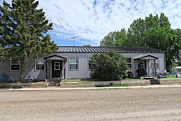 Photo of 139 1 Street S