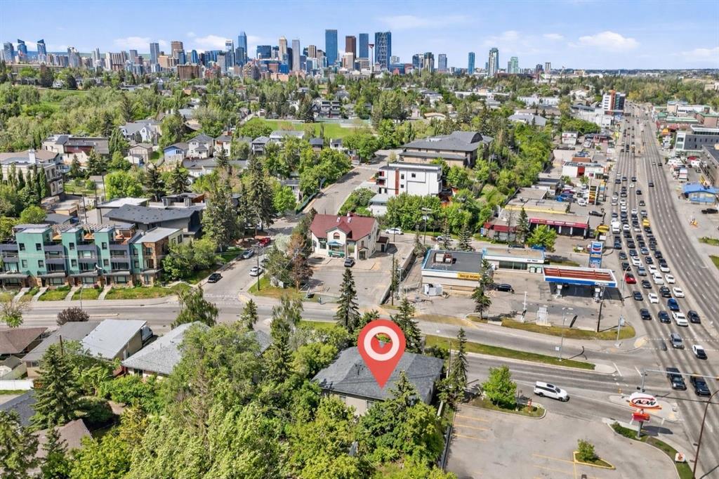 Photo 35 of 41, 203 42 Avenue SW