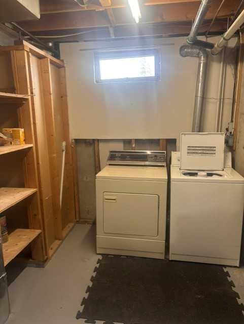 Photo 21 of 32, 4207 54 Avenue