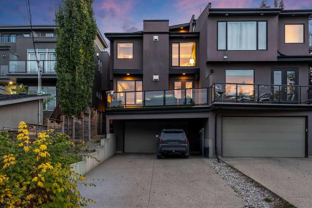 Photo 4 of 50, 1940 27 Avenue SW