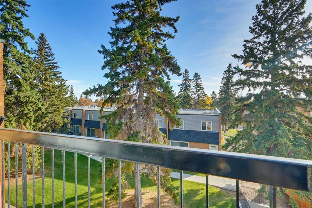 Photo 18 of 24, 302 - 3522 44 Street SW