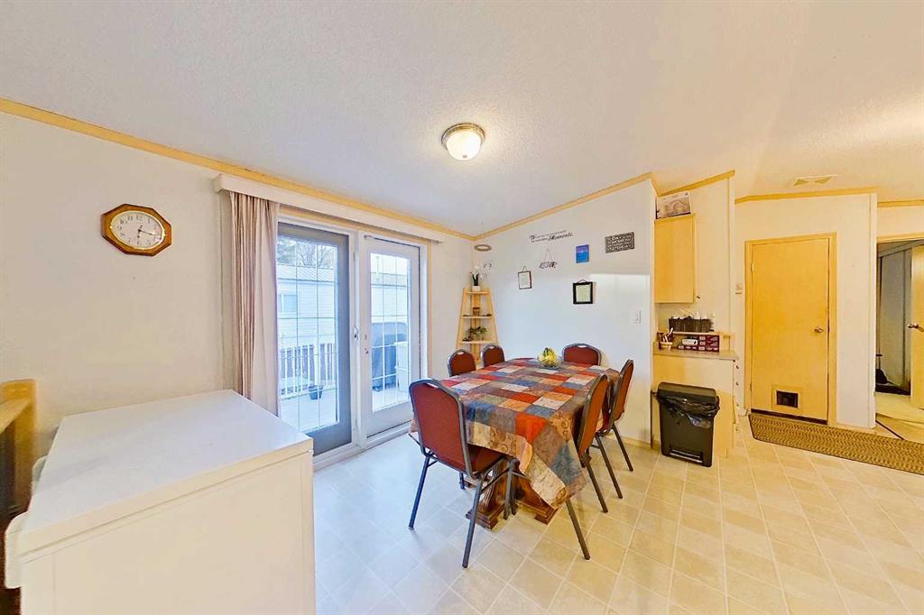 Photo 15 of 48, 308 1A Avenue SW