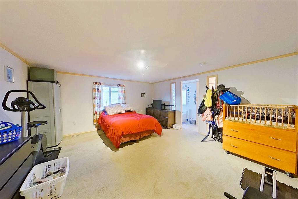 Photo 28 of 48, 308 1A Avenue SW