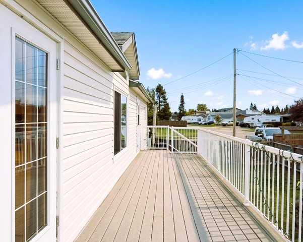 Photo 38 of 48, 308 1A Avenue SW