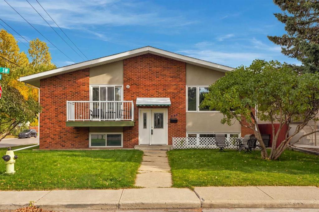 Photo 2 of 50, 3102 38 Street SW