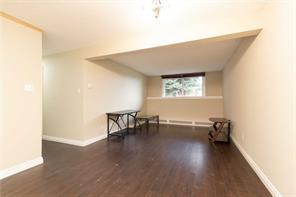 Photo 7 of 23, 105B - 295 Columbia Boulevard W