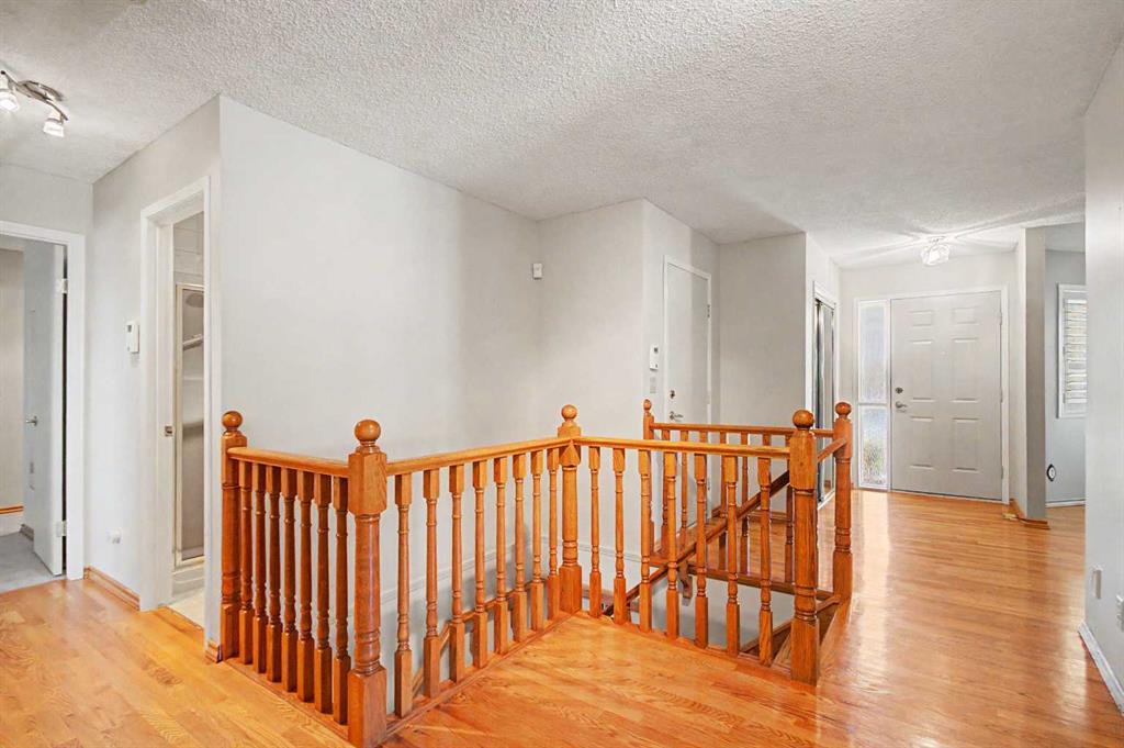 Photo 10 of 41, 164 Strathaven Circle SW