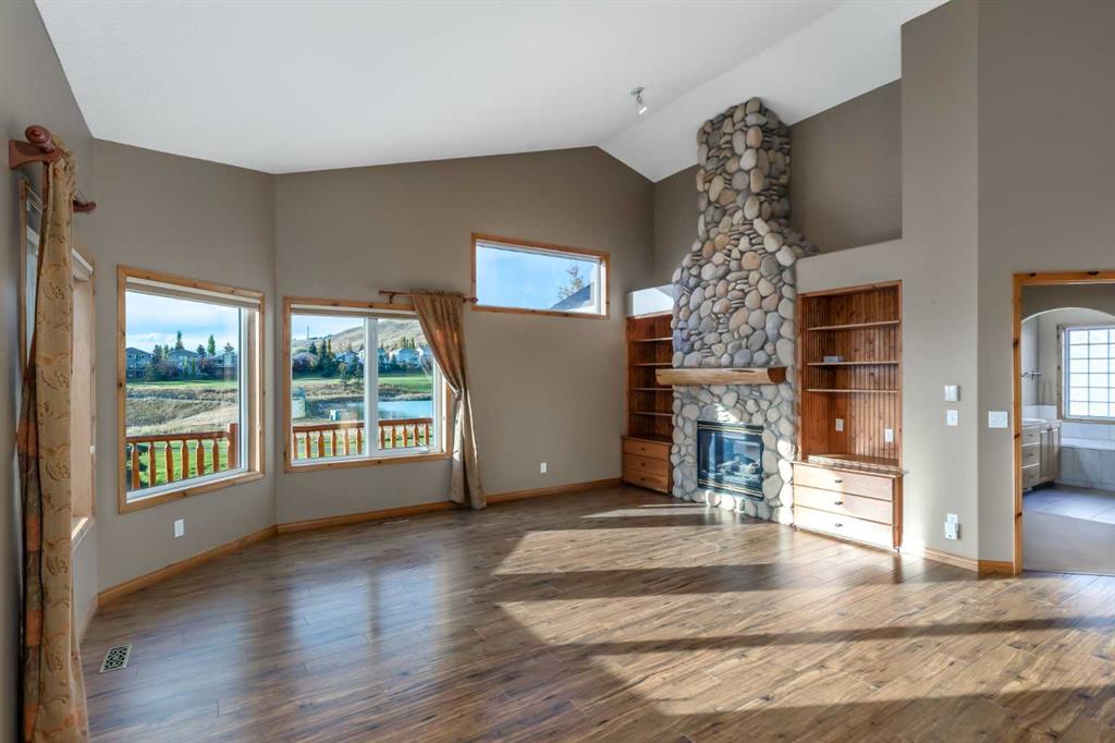 Photo 12 of 50, 118 Gleneagles View