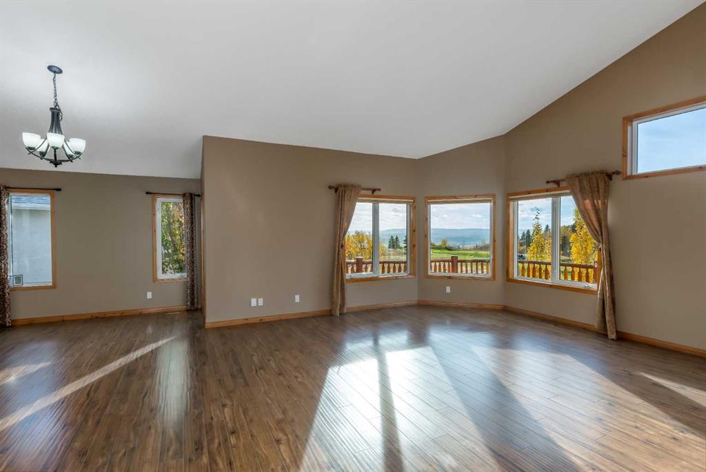 Photo 14 of 50, 118 Gleneagles View