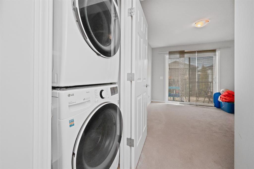 Photo 17 of 30, 4044 Windsong Boulevard SW