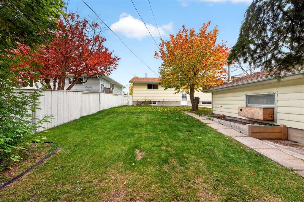 Photo 33 of 40, 255 Huntridge Way NE