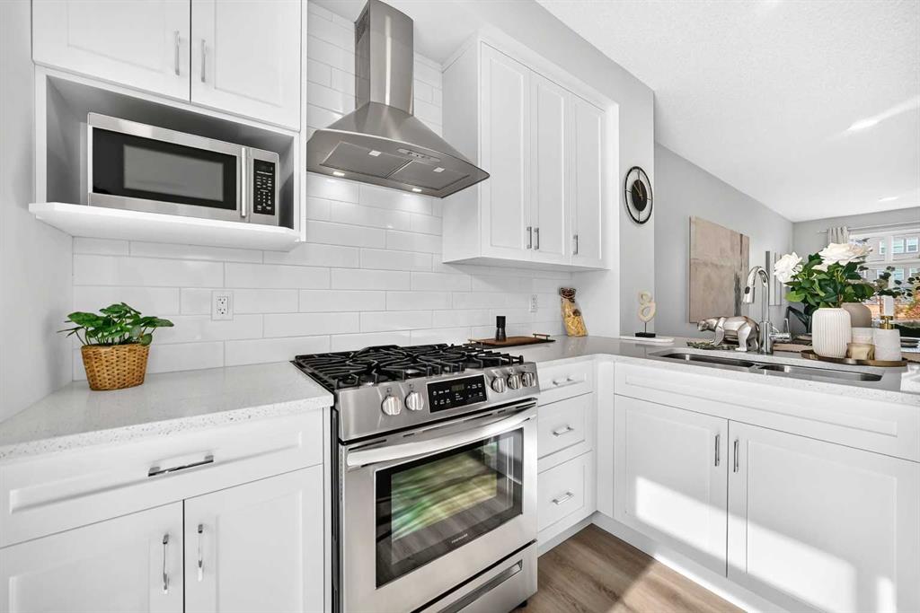 Photo 14 of 40, 91 Spring Willow Close SW