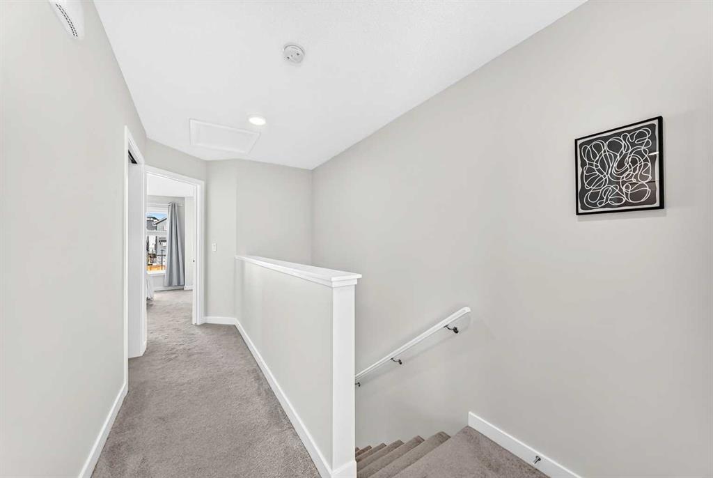Photo 23 of 40, 91 Spring Willow Close SW