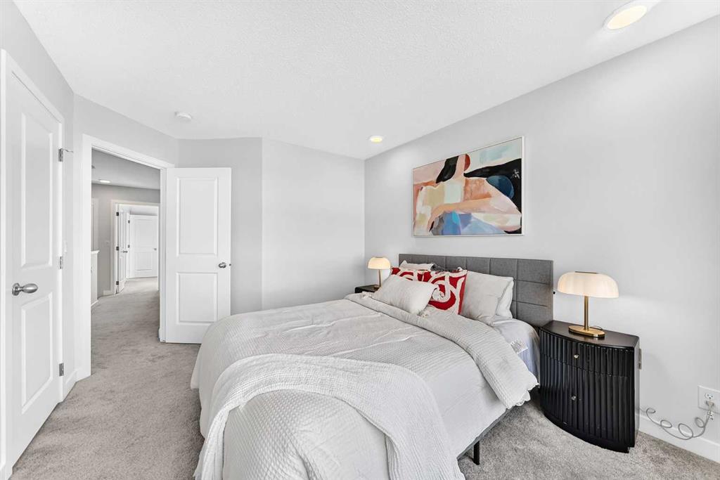 Photo 27 of 40, 91 Spring Willow Close SW